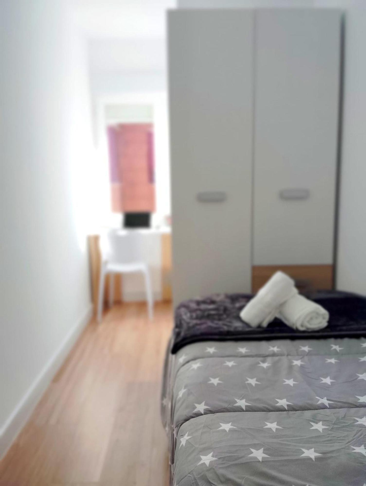 Piso Compartido Cerca Corteingles เฮน ภายนอก รูปภาพ